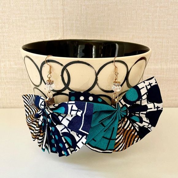 AFRICAN Fabric, ANKARA, Fan Fold, Bold Print, Afrocentric drop dangle Ea… - Picture 1 of 5